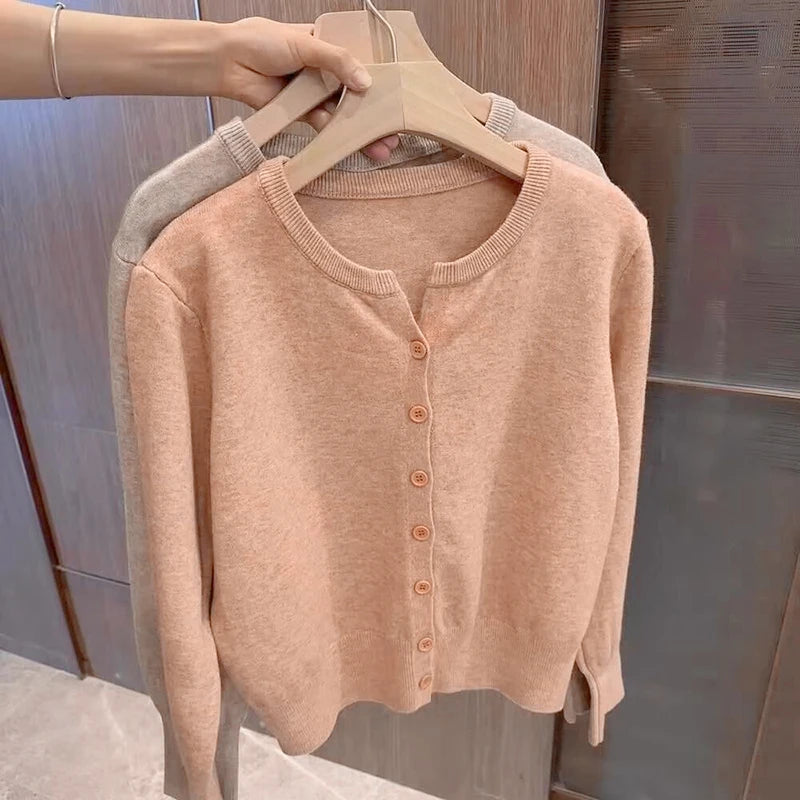 Nova Moda 2026 Suéter Feminino de Cashmere Curto Solto de Tricô com Forro de Lã, Gola Redonda, Quente, Estilo Coreano Casual