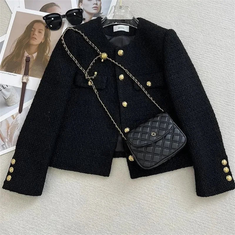 Jaqueta Curta Feminina Preta Estilo Elegante, Nova Coleção Outono Inverno 2026, Gola Redonda, Casaco de Tweed Grosso e Texturizado, Agasalho Feminino