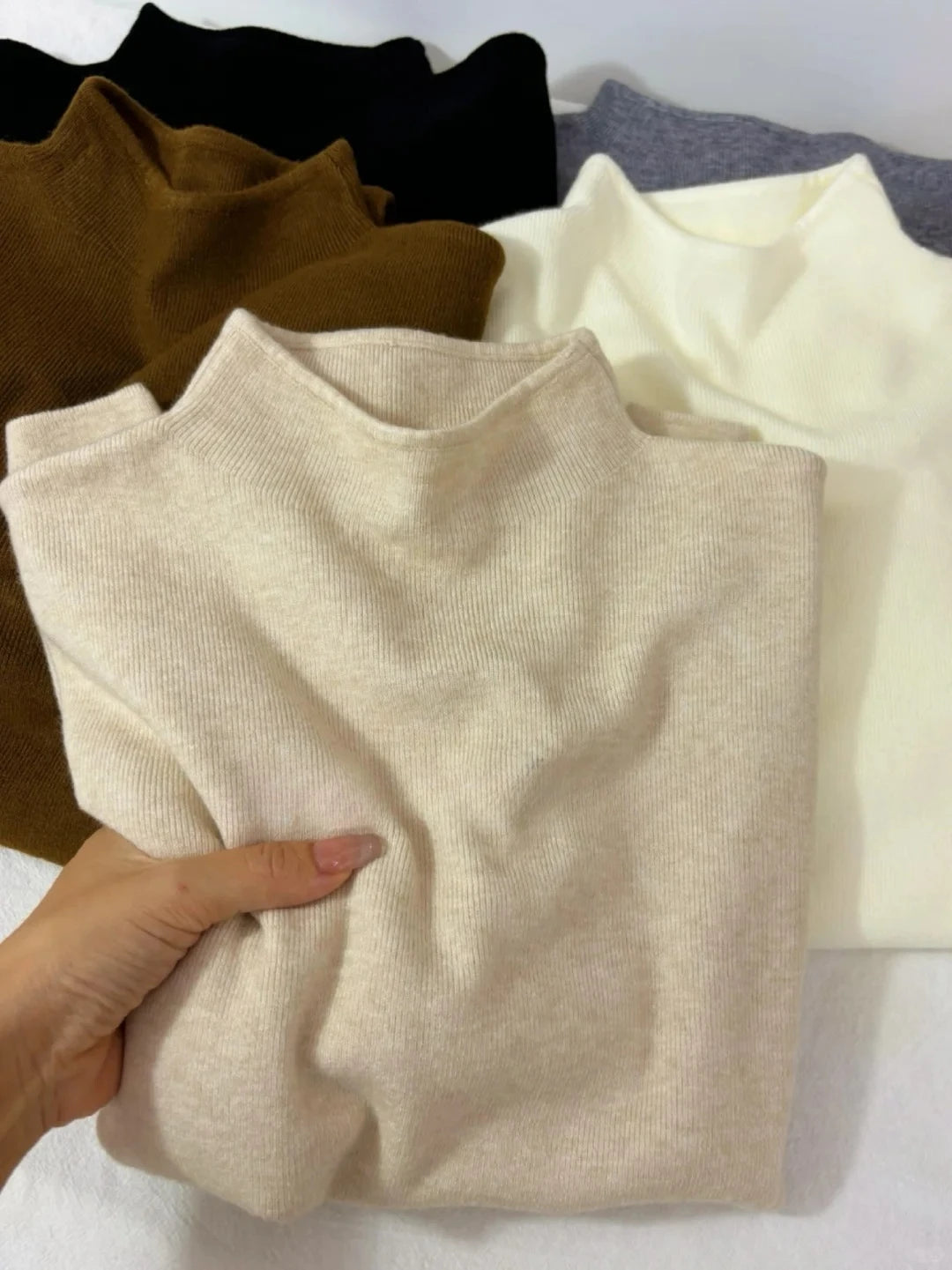 Camisola Feminina Casual Vintage de Malha Manga Comprida Gola Alta Lisa Moda Outono Inverno 2026